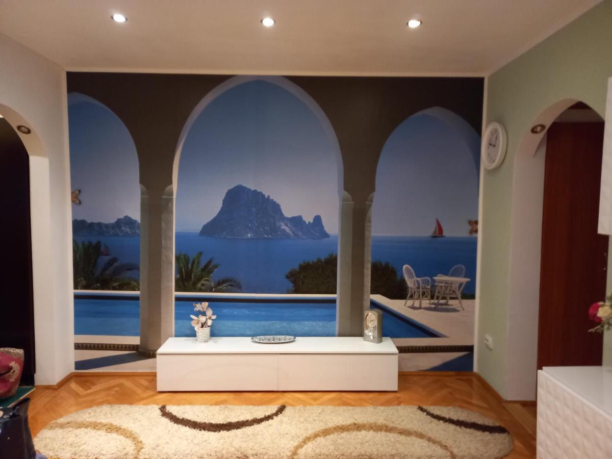 Blue Sky Apartment Плоещ Екстериор снимка