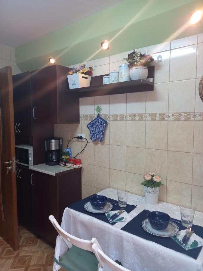 Blue Sky Apartment Плоещ Екстериор снимка